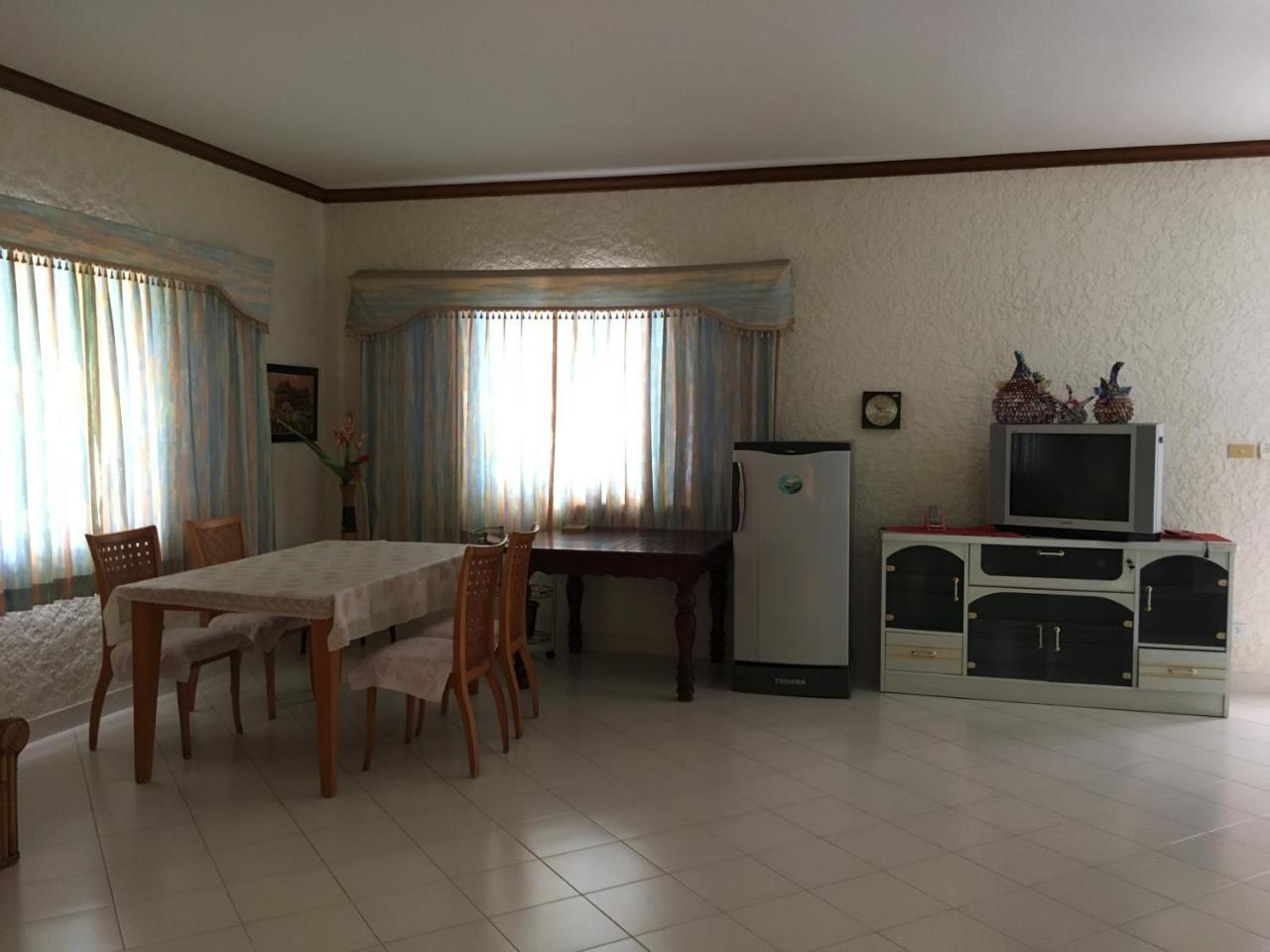 Peaceful Homestay Rawai Bagian luar foto